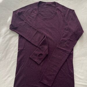 Lululemon Athletica Deep Purple Long Sleeve Top size 8 in deep burgundy colour